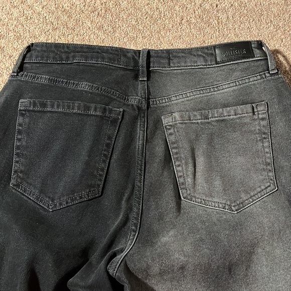 Curvy High rise Mom jean. Size 9R W-29 L-27. - Picture 5 of 5